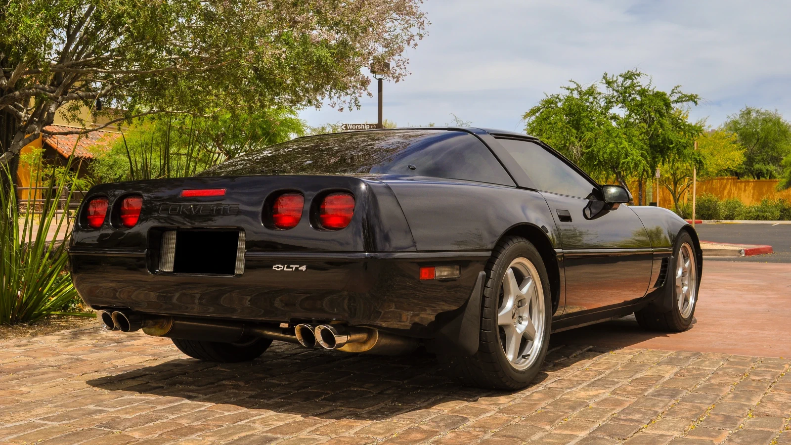Corvette Generations/C4/C4 1996 rear 3.webp
